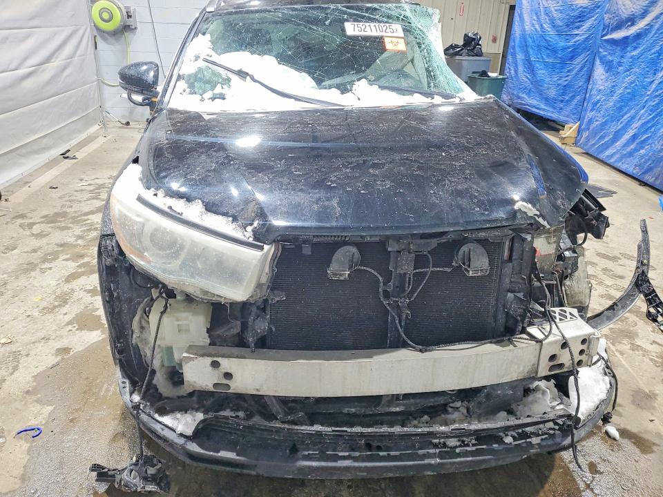 2016 Toyota Highlander VIN 5TDJKRFH6GS300777 COPART salvage auction — FRONT END, Nh - Cert Of Title-Salvage, sold $3,150 on 2026-07-07 (photo 5)