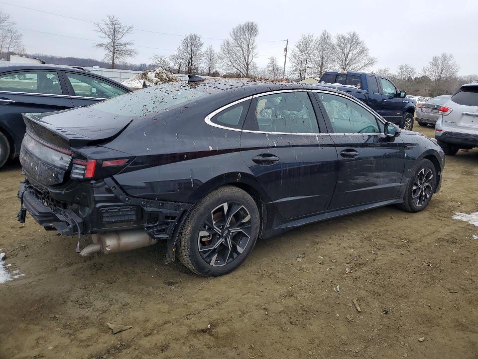 2025 Hyundai Sonata VIN KMHL64JA1SA515432 COPART salvage auction — REAR END, NJ - CERT OF TITLE-SALVAGE, sold $8,200 on 2026-07-20 (photo 3)