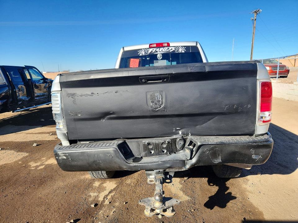 2017 Ram 2500 VIN 3C6UR5FL8HG755143 COPART salvage auction — VANDALISM, Nm - Certificate Of Title, sold $11,700 on 2026-07-30 (photo 6)