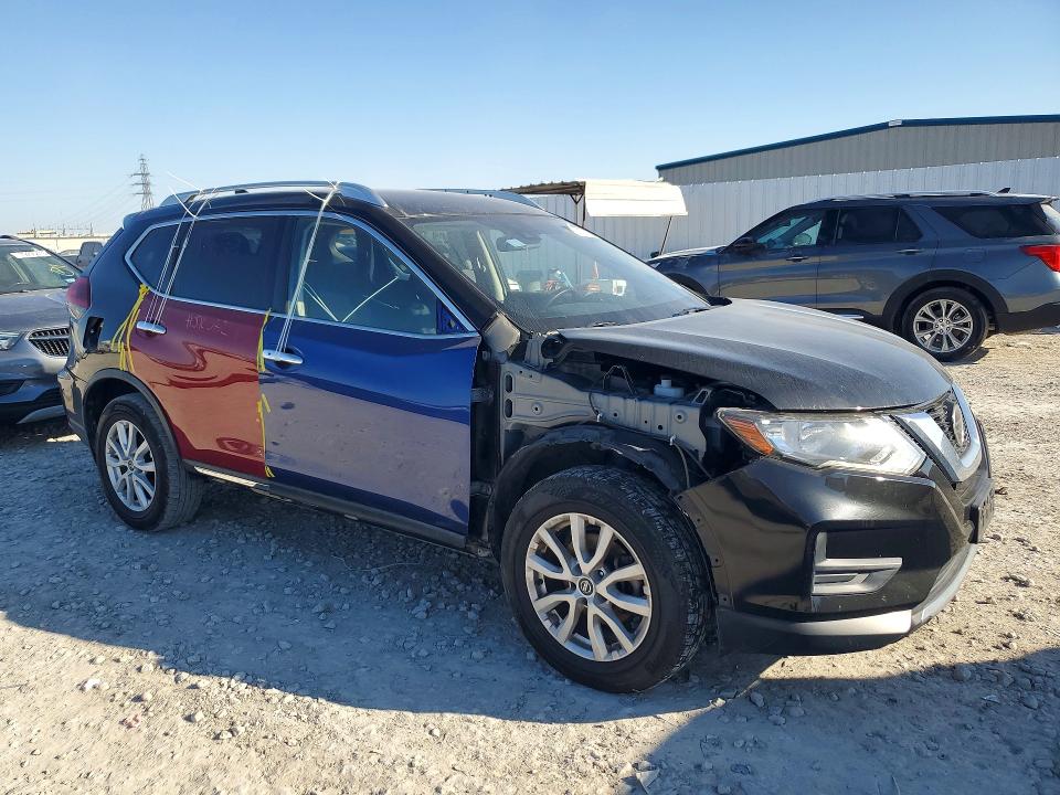 2019 Nissan Rogue VIN JN8AT2MV9KW392588 COPART salvage auction — SIDE, Tx - Salvage Vehicle Title, sold $3,500 on 2026-07-10 (photo 4)