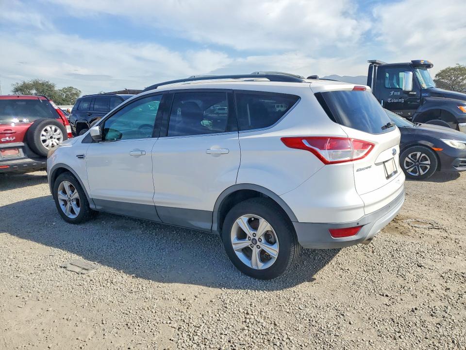 2014 Ford Escape VIN 1FMCU0GX2EUB16204 COPART salvage auction — FRONT END, Ca - Dis/Dlr/Exp App For Dup Clean, sold $1,000 on 2026-07-10 (photo 2)