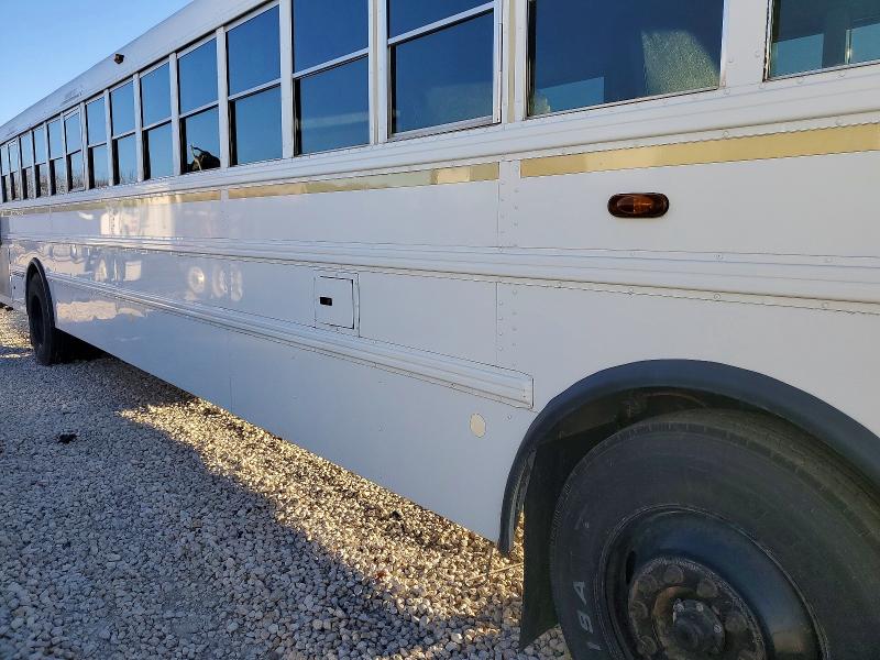 2016 Ic corporation 3000 VIN 4DRBXAAN4GB199083 COPART salvage auction — MECHANICAL, Va - Certificate Of Title, sold $8,400 on 2026-07-30 (photo 9)