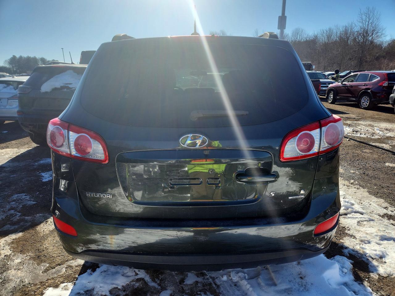 2011 Hyundai Santa Fe VIN 5XYZGDAB0BG086448 COPART salvage auction — Minor Dent/Scratches, NY - CERTIFICATE OF TITLE, sold $600 on 2026-07-09 (photo 6)