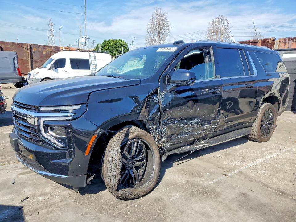 2025 Chevrolet Suburban VIN 1GNS5BRD8SR334293 COPART salvage auction — SIDE, Salvage Title, sold $31,250 on 2026-07-31 (photo 1)