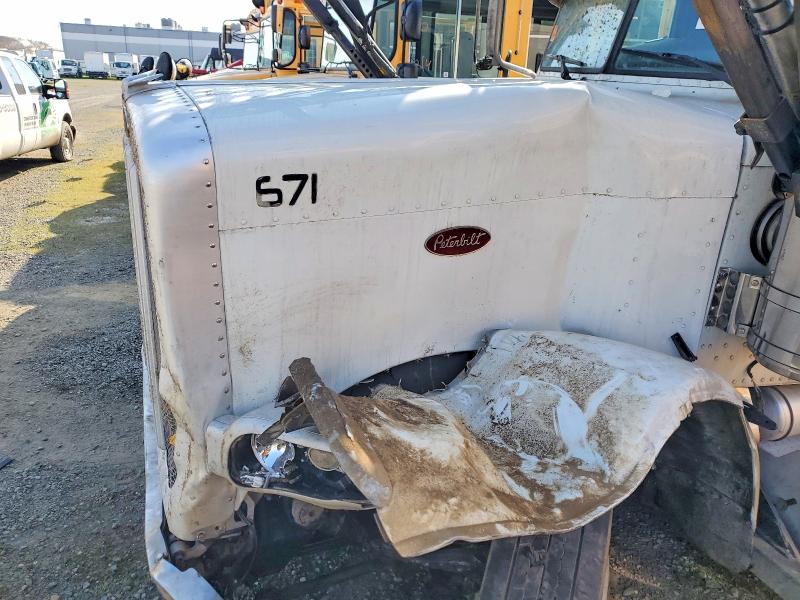 2016 Peterbilt 389 VIN 1NPXL49X2GD337889 COPART salvage auction — UNDERCARRIAGE, CA - SALVAGE CERTIFICATE, sold $7,700 on 2026-08-06 (photo 7)