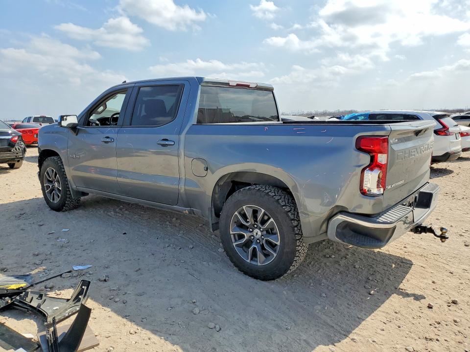 2019 Chevrolet Silverado 1500 VIN 3GCPWCED0KG243431 COPART salvage auction — SIDE, Tx - Salvage Vehicle Title, sold $9,900 on 2026-07-02 (photo 2)