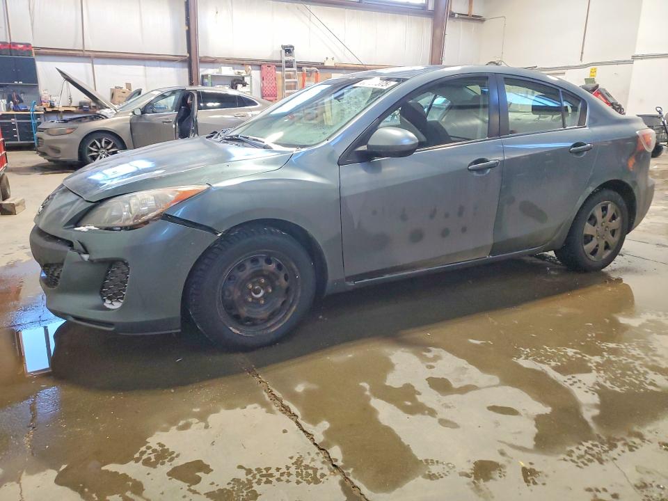2013 Mazda 3 VIN JM1BL1UF0D1807039 COPART salvage auction — FRONT END, Salvage Title, sold $125 on 2026-07-30 (photo 1)
