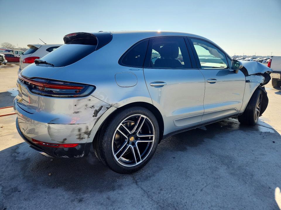 2020 Porsche Macan VIN WP1AA2A50LLB13343 COPART salvage auction — Front End, TX - CERTIFICATE OF TITLE, sold $10,000 on 2026-06-23 (photo 3)