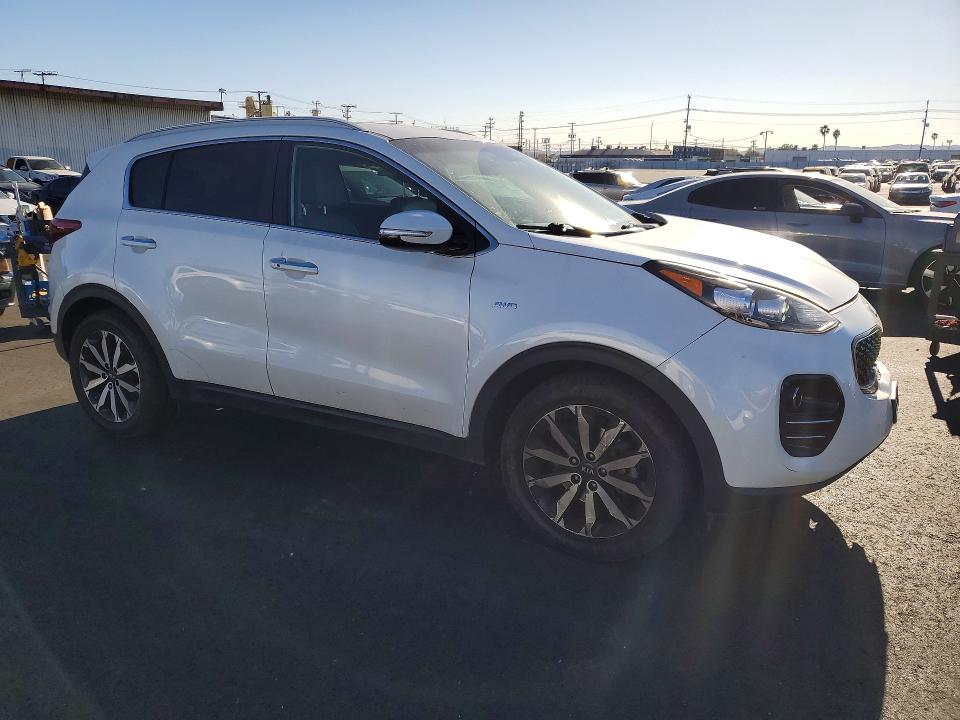 2018 Kia Sportage VIN KNDPNCAC1J7428663 COPART salvage auction — FRONT END, Nj - Cert Of Title-Salvage, sold $3,950 on 2026-07-06 (photo 4)