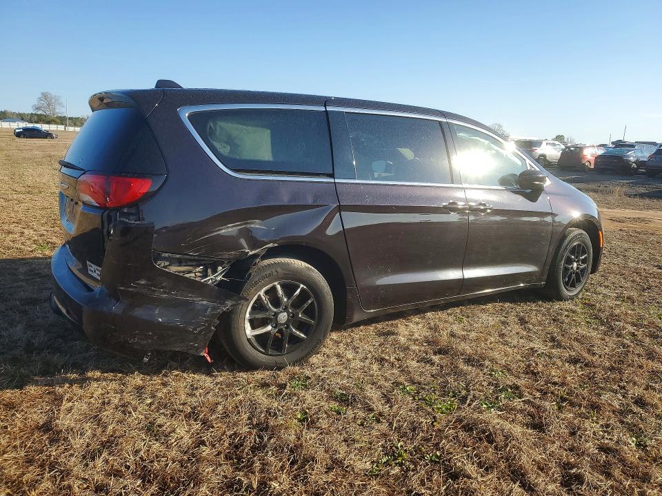 2017 Chrysler Pacifica VIN 2C4RC1CG6HR703942 COPART salvage auction — REAR END, Al - Cert Of Title-Salvage Title, sold $3,400 on 2026-07-30 (photo 3)