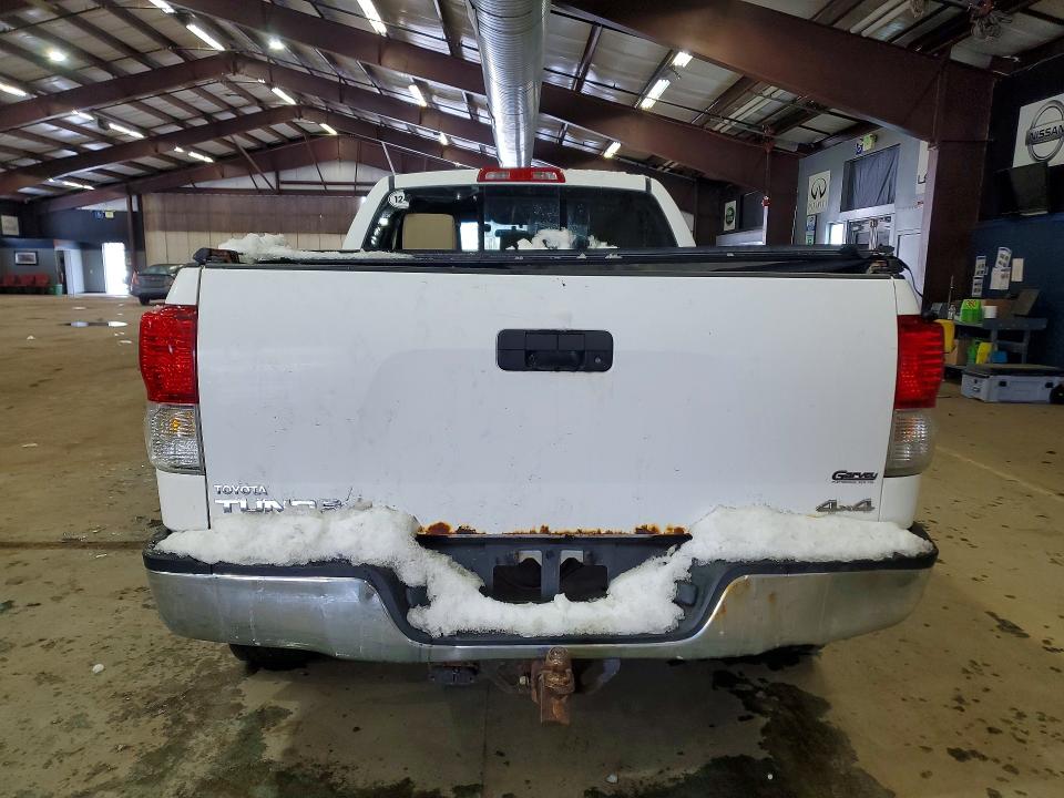 2010 Toyota Tundra VIN 5TFUY5F12AX133908 COPART salvage auction — REAR END, In - Certificate Of Title, sold $5,000 on 2026-07-30 (photo 6)