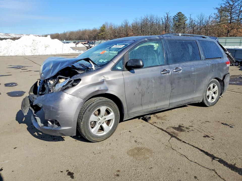 2011 Toyota Sienna VIN 5TDKK3DC4BS037836 COPART salvage auction — REAR END, Ny - Mv907A-Parts Only, sold $800 on 2026-07-20 (photo 1)