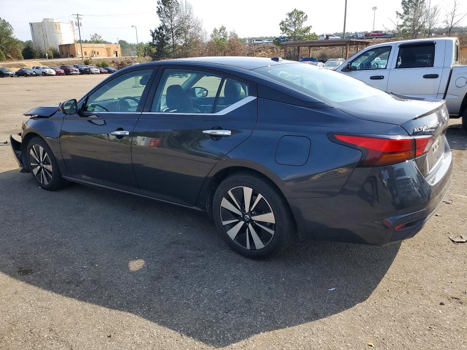 2019 Nissan Altima VIN 1N4BL4EV0KC236618 COPART salvage auction — FRONT END, SC - CERT OF TITLE-SALVAGE, sold $3,700 on 2026-07-03 (photo 2)