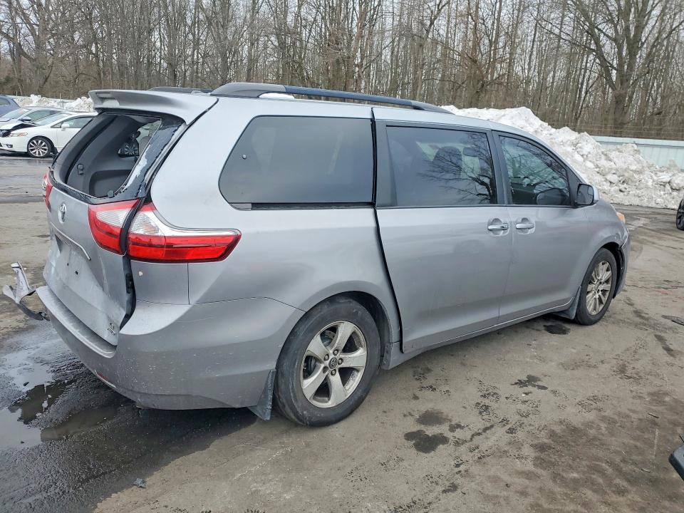 2015 Toyota Sienna VIN 5TDJK3DC9FS094888 COPART salvage auction — REAR END, Id - Salvage Certificate Of Title, sold $1,650 on 2026-07-07 (photo 3)