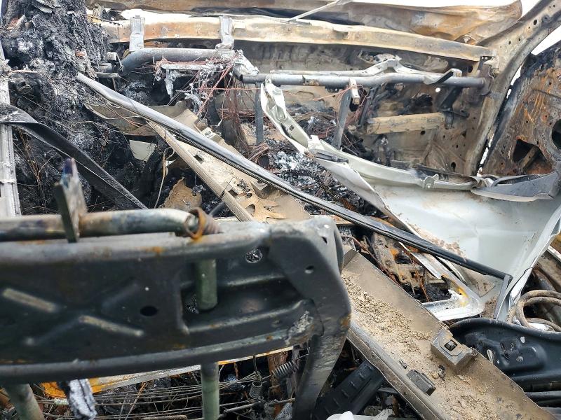 2018 BMW 4 series VIN WBA4J3C54JBG91949 COPART salvage auction — BURN, AL - CERT OF TITLE-PARTS ONLY SALVG, sold $125 on 2026-07-09 (photo 8)