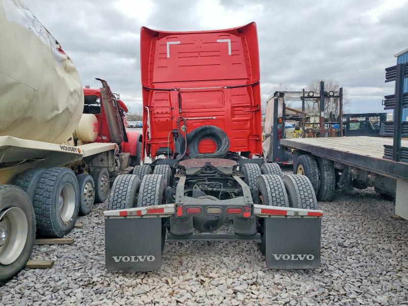 2017 Volvo Vnl VIN 4V4NC9EH5HN980411 COPART salvage auction — UNDERCARRIAGE, Ne - Cert Of Title-Salvage, sold $1,550 on 2026-07-08 (photo 6)