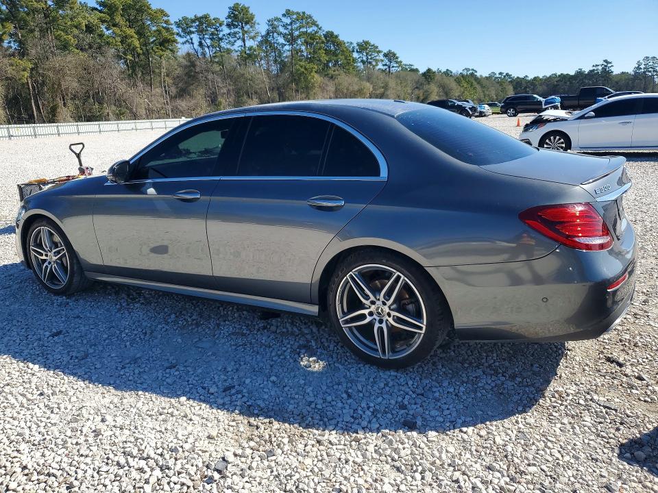 2019 Mercedes-benz E-klasse VIN WDDZF4JB0KA584125 COPART salvage auction — REAR END, Tx - Certificate Of Title, sold $13,300 on 2026-07-14 (photo 2)