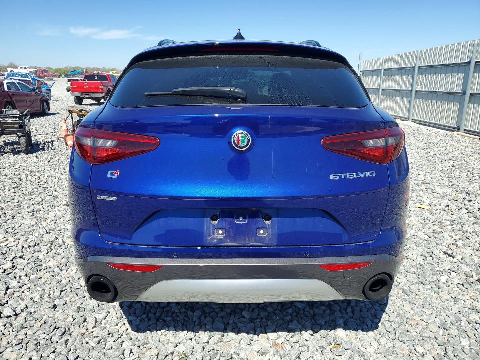 2022 Alfa romeo Stelvio VIN ZASPAKBN2N7D48761 COPART salvage auction — FRONT END, Salvage Title, sold $9,900 on 2026-08-18 (photo 6)