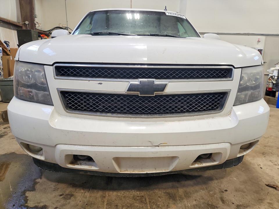 2007 Chevrolet Suburban VIN 3GNFK16387G315010 COPART salvage auction — REAR END, Ab - Bos - Salvage, sold $650 on 2026-07-09 (photo 5)