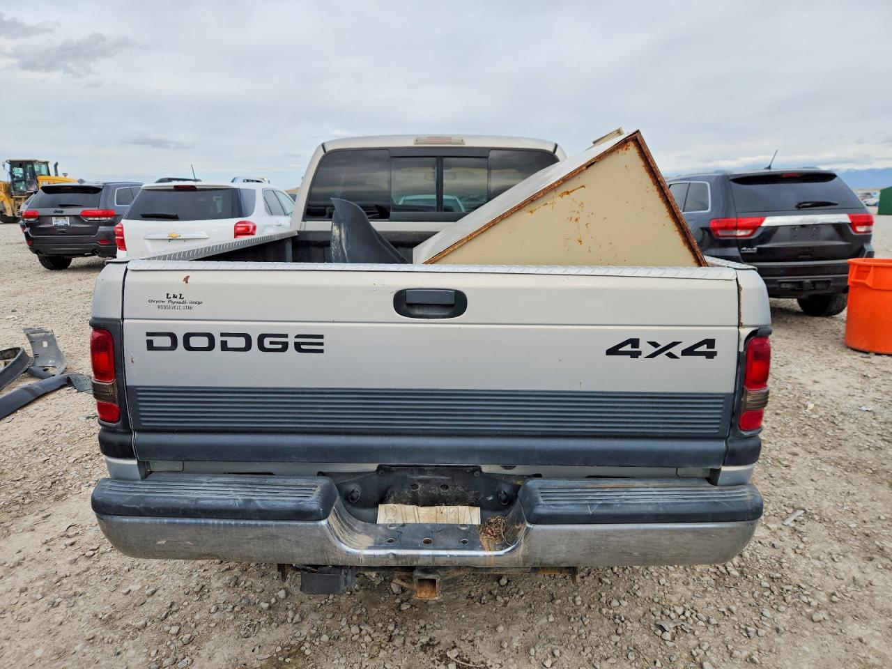 1998 Dodge Ram 1500 VIN 3B7HF13Z0WG123674 COPART salvage auction — Side, UT - CERTIFICATE OF TITLE, sold $600 on 2026-06-26 (photo 6)