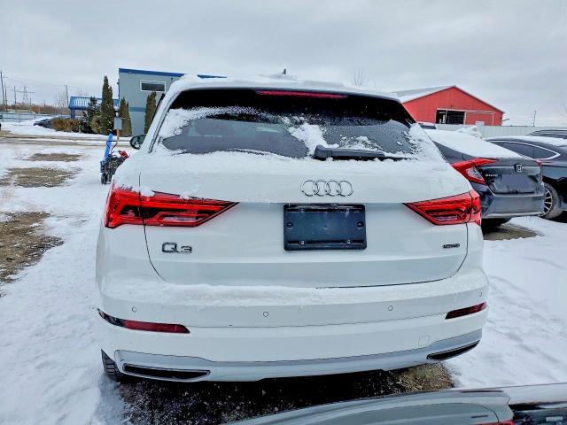 2022 Audi Q3 VIN WA1AUCF38N1071793 COPART salvage auction — SIDE, On - Permit No Brand - Unfit, sold $225 on 2026-07-30 (photo 6)