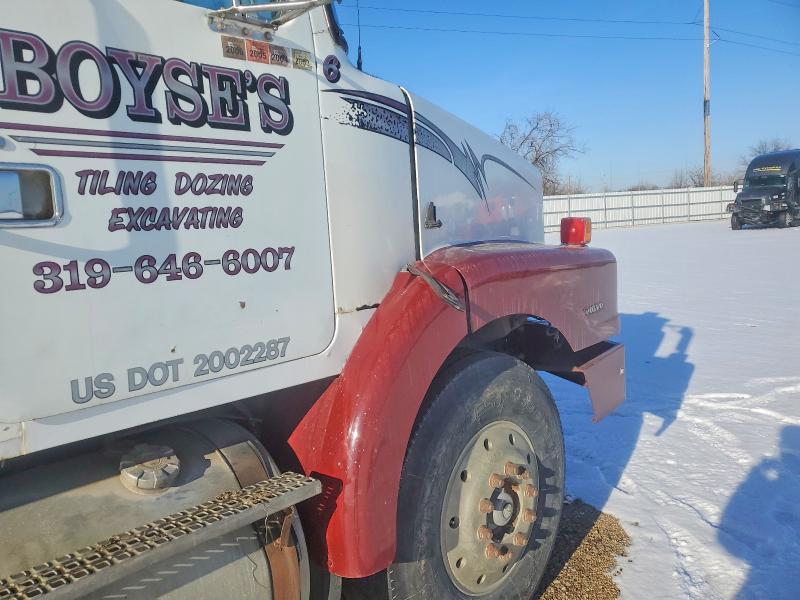 1998 Volvo VIN 4VHJDFPF6WN859999 COPART salvage auction — ALL OVER, IA - CERT OF TITLE-SALVAGE TITLE, sold $90 on 2026-07-30 (photo 9)