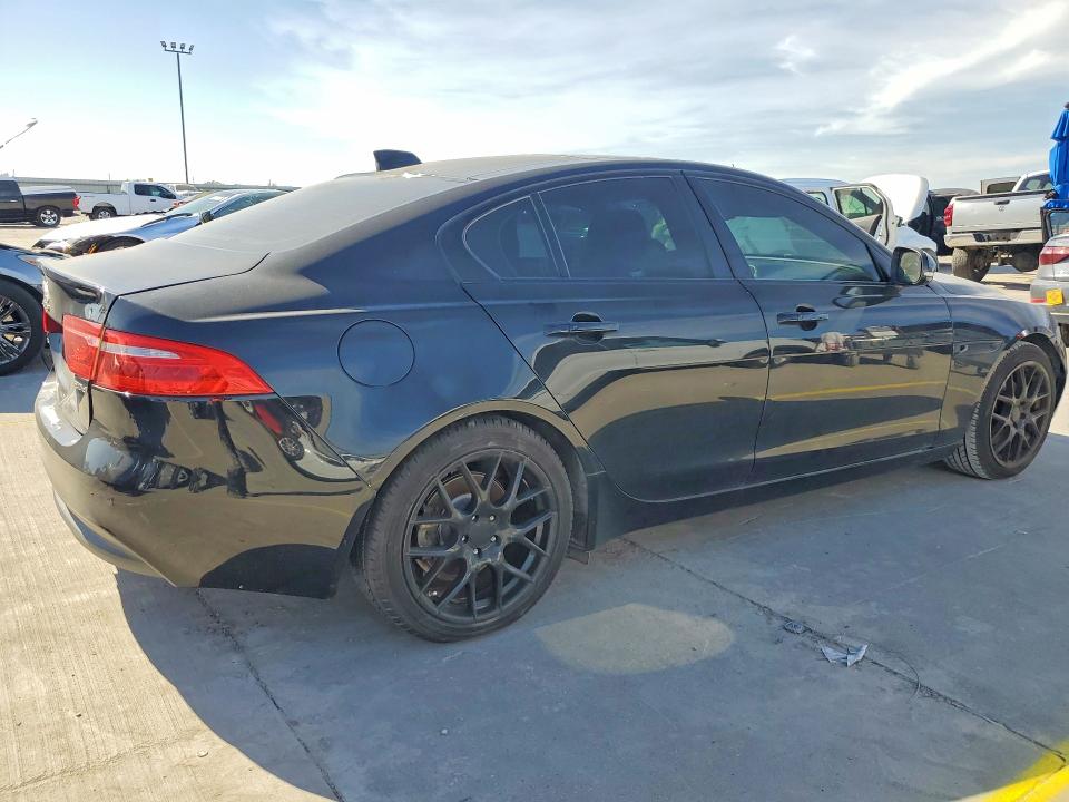 2017 Jaguar Xe VIN SAJAE4BN8HA968439 COPART salvage auction — MECHANICAL, Tx - Bonded Title - Clean, sold $525 on 2026-07-09 (photo 3)