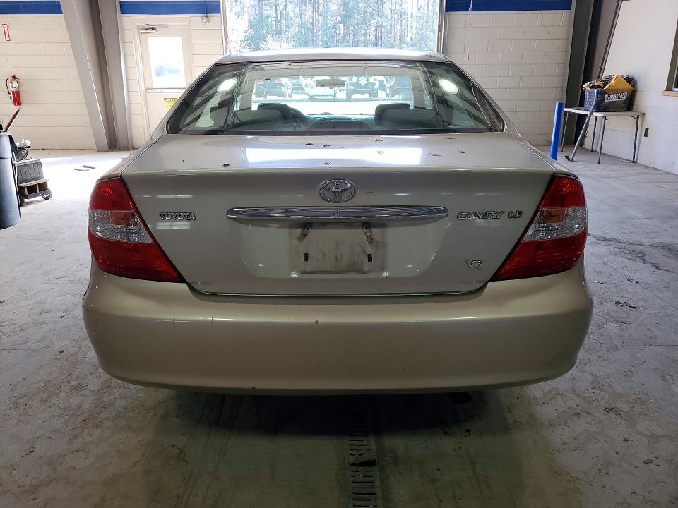 2004 Toyota Camry VIN 4T1BF30K64U585414 COPART salvage auction — FRONT END, VA - CERT OF TITLE - SALVAGE, sold $475 on 2026-07-03 (photo 6)