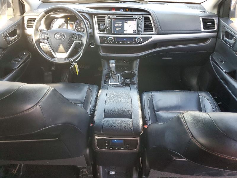 2018 Toyota Highlander VIN 5TDJZRFH4JS802979 COPART salvage auction — REAR END, Il - Salvage Certificate, sold $250 on 2026-07-30 (photo 8)