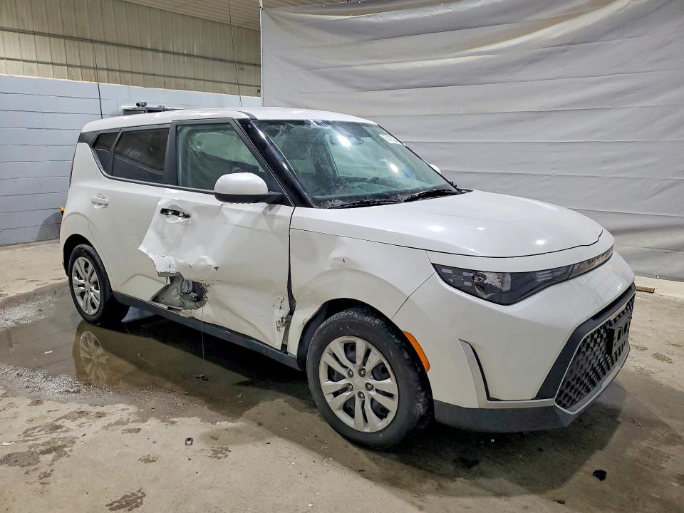 2023 Kia Soul VIN KNDJ23AU9P7892848 COPART salvage auction — SIDE, Nh - Cert Of Title-Salvage, sold $4,500 on 2026-07-21 (photo 4)