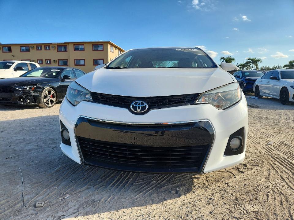 2015 Toyota Corolla VIN 5YFBURHE3FP303449 COPART salvage auction — SIDE, Other, sold $350 on 2026-07-27 (photo 5)