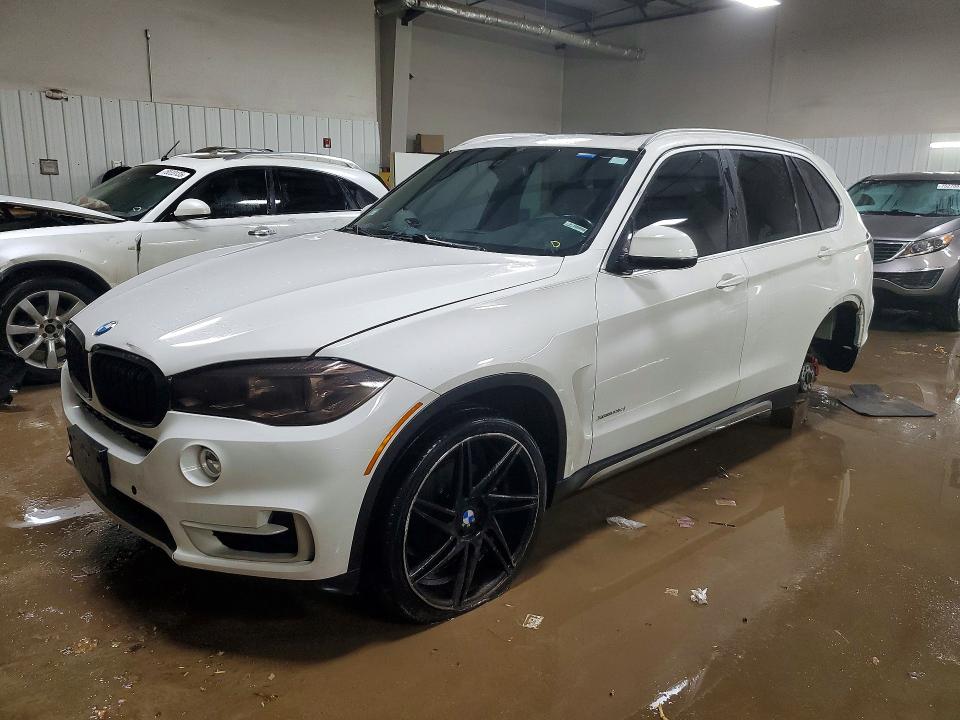 2018 BMW X5 VIN 5UXKR0C59J0X85611 COPART salvage auction — UNDERCARRIAGE, Il - Salvage Certificate, sold $4,500 on 2026-07-14 (photo 1)