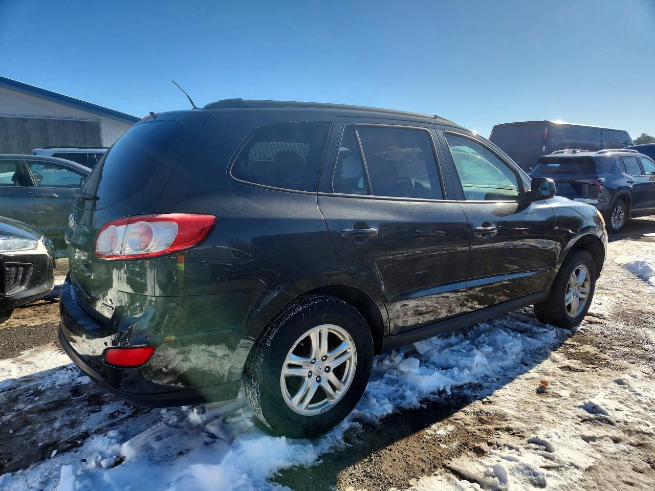 2011 Hyundai Santa Fe VIN 5XYZGDAB0BG086448 COPART salvage auction — Minor Dent/Scratches, NY - CERTIFICATE OF TITLE, sold $600 on 2026-07-09 (photo 3)