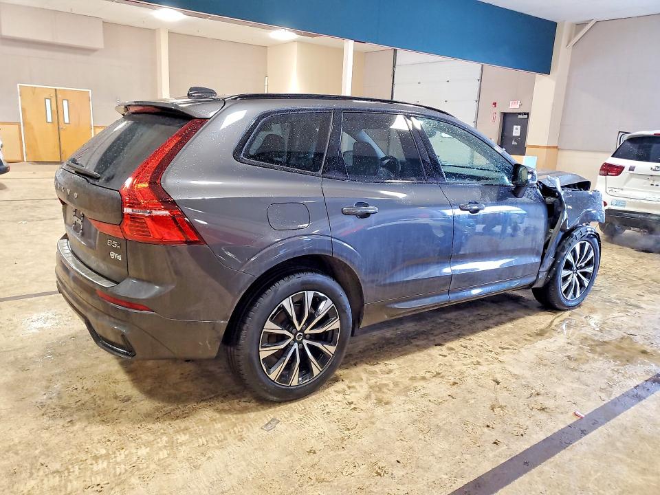 2025 Volvo Xc60 VIN YV4M12RC7S1075036 COPART salvage auction — FRONT END, Id - Salvage Certificate Of Title, sold $10,000 on 2026-07-07 (photo 3)