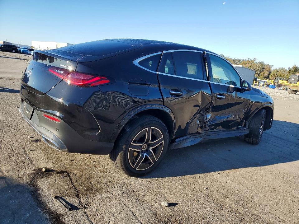 2025 Mercedes-benz Glc coupe VIN W1NKJ4HBXSF292896 COPART salvage auction — SIDE, Salvage Title, sold $33,750 on 2026-07-20 (photo 3)