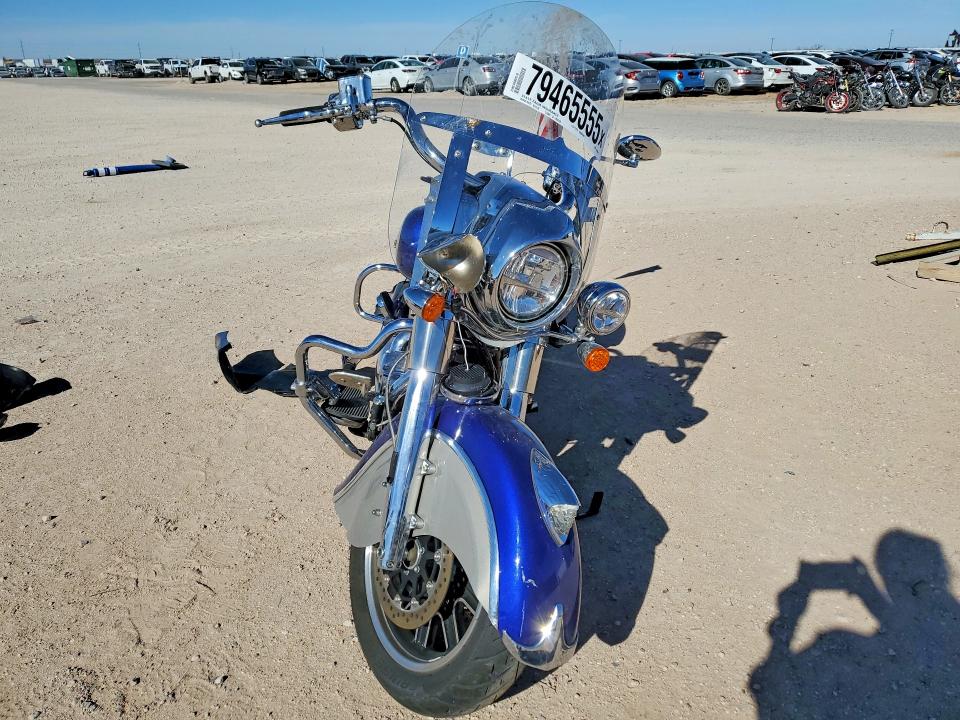 2023 Indian Springfield VIN 56KTHAAA5P3416258 COPART salvage auction — SIDE, NM - CERT OF TITLE-SALVAGE, sold $3,000 on 2026-09-02 (photo 2)