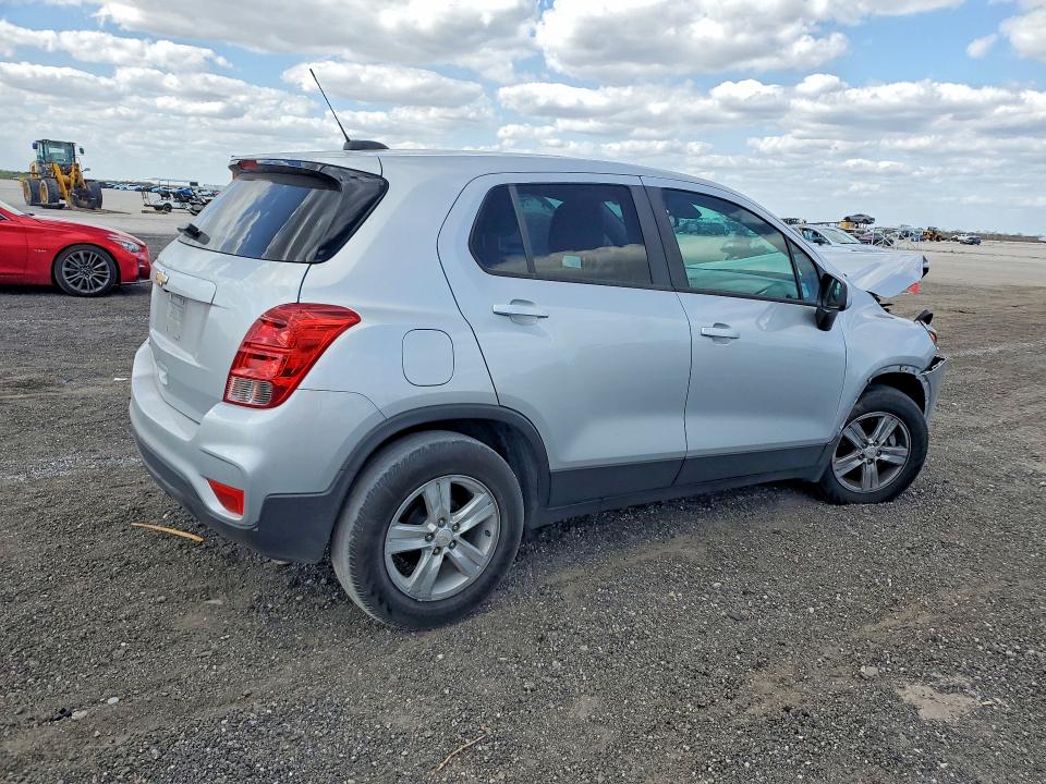 2021 Chevrolet Trax VIN KL7CJKSBXMB334225 COPART salvage auction — FRONT END, Fl - Cert Of Title Slvg Rebuildable, sold $3,200 on 2026-07-27 (photo 3)