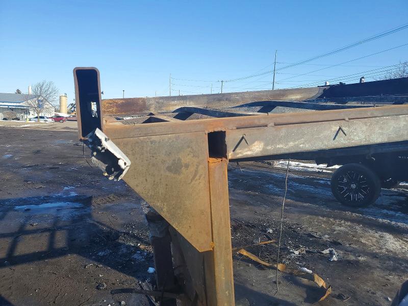 2018 Keys Montana VIN 4YDF38525KA740678 COPART salvage auction — BURN, MI - DEALER ONLY CLEAN TITLE, sold $100 on 2026-09-04 (photo 8)