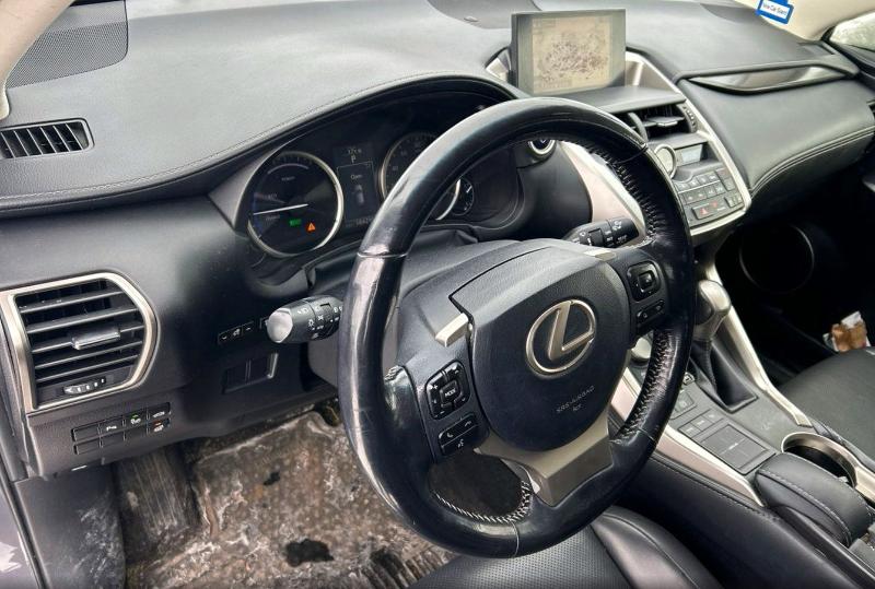 2015 Lexus Nx 300h VIN JTJBJRBZ1F2017292 COPART salvage auction — MINOR DENT/SCRATCHES, Az - Dealer Only Clean Title (P), sold $8,000 on 2026-07-08 (photo 9)