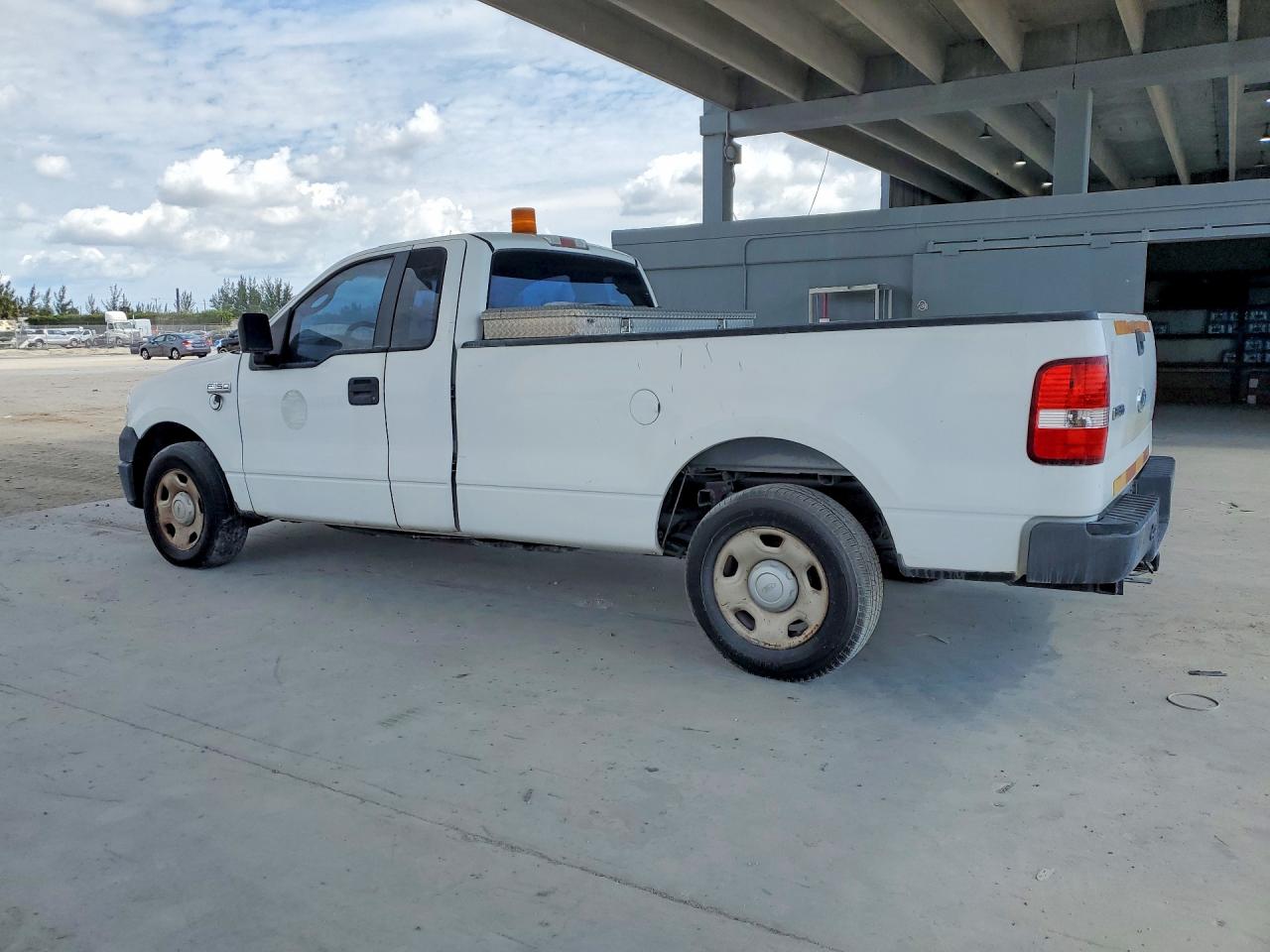 2008 Ford F-150 Lightning VIN 1FTRF12268KC11147 COPART salvage auction — Minor Dent/Scratches, FL - CERTIFICATE OF TITLE, sold $1,150 on 2026-07-02 (photo 2)
