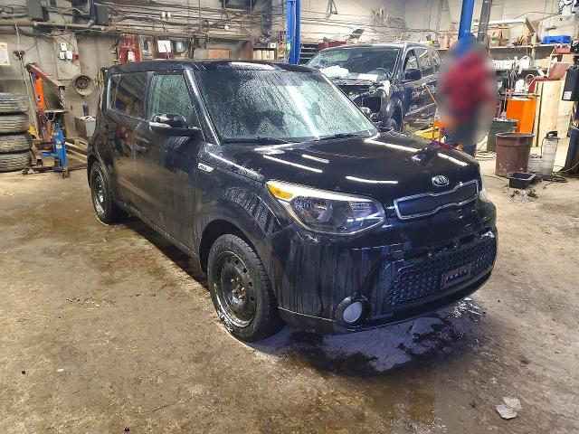 2015 Kia Soul VIN KNDJN2A24F7205340 COPART salvage auction — REAR END, ON - PERMIT NO BRAND - UNFIT, sold $125 on 2026-07-28 (photo 4)
