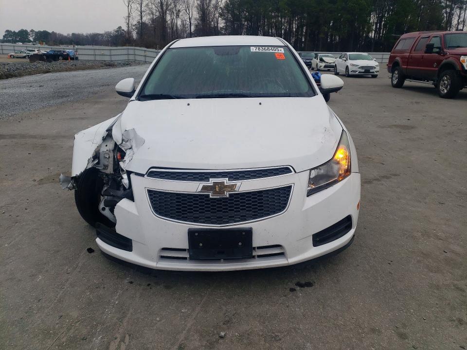 2014 Chevrolet Cruze VIN 1G1PC5SB1E7312515 COPART salvage auction — FRONT END, NC - SALVAGE CERTIFICATE OF TITLE, sold $375 on 2026-07-02 (photo 5)