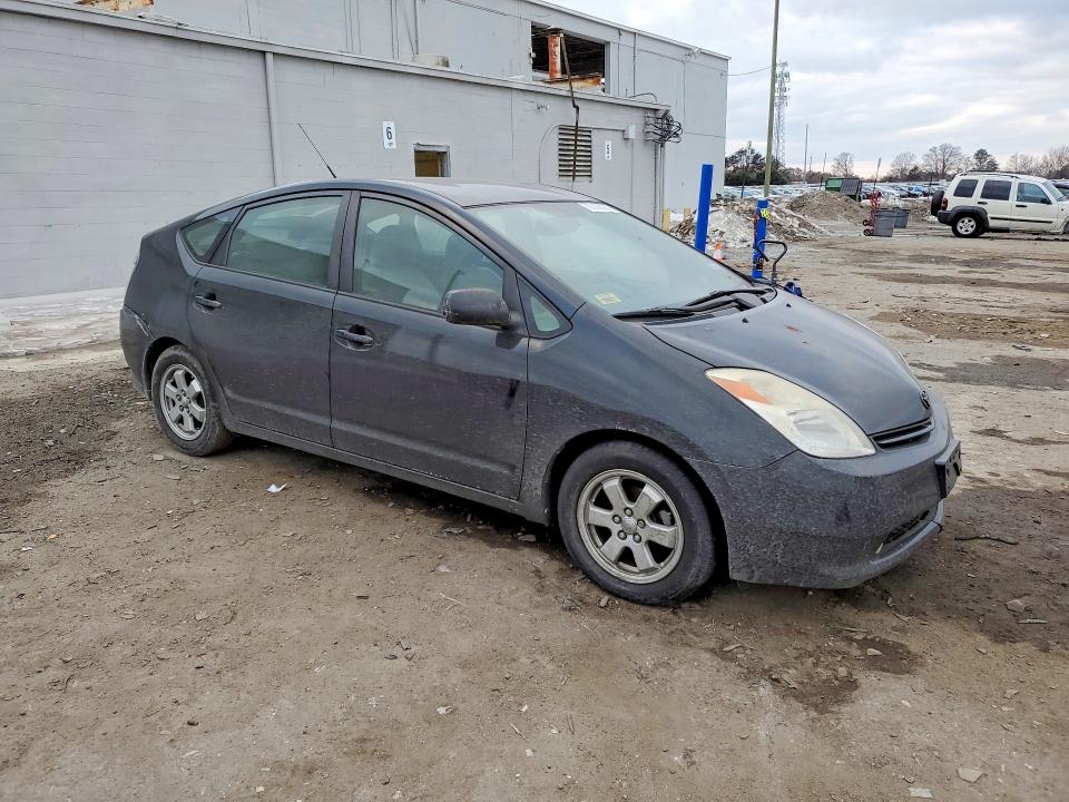 2004 Toyota Prius VIN JTDKB20UX40029206 COPART salvage auction — FRONT END, VA - CERTIFICATE OF TITLE, sold $650 on 2026-07-15 (photo 4)