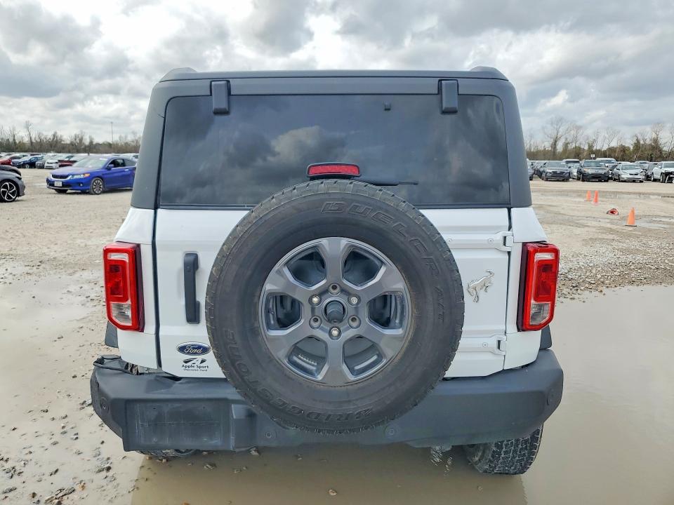 2024 Ford Bronco VIN 1FMDE7BH5RLB43208 COPART salvage auction — SIDE, TX - SALVAGE VEHICLE TITLE, sold $11,100 on 2026-07-22 (photo 6)