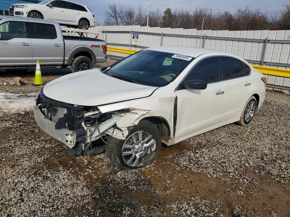 2015 Nissan Altima VIN 1N4AL3AP3FN370546 COPART salvage auction — FRONT END, TN - SALVAGE CERTIFICATE, sold $425 on 2026-07-09 (photo 1)