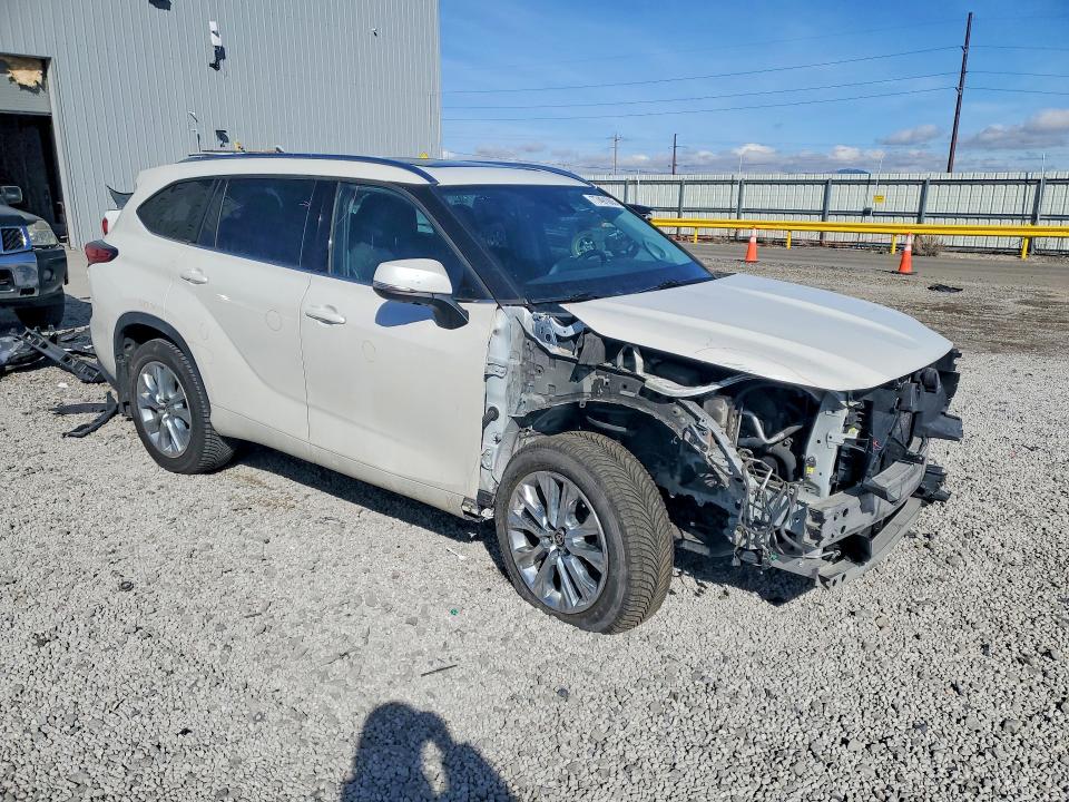 2020 Toyota Highlander VIN 5TDDZRBH6LS050935 COPART salvage auction — FRONT END, Nv - Salvage Title, sold $13,500 on 2026-07-16 (photo 4)
