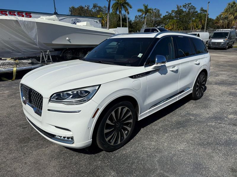2020 Lincoln Aviator VIN 5LMYJ9YY7LGL15526 COPART salvage auction — Water/Flood, FL - CERT OF TITLE-FLOOD & REBUILT (P), sold $29,750 on 2026-02-18 (photo 2)
