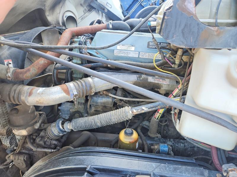 2000 Freightliner Conventional VIN 1FUYSSEB5YLB74915 COPART salvage auction — ROLLOVER, VA - CERTIFICATE OF TITLE, sold $1,200 on 2026-07-07 (photo 7)