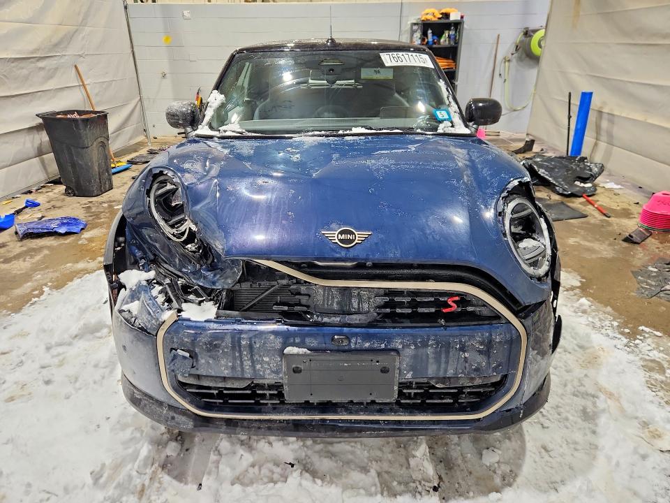 2025 Mini Cooper VIN WMW23GX09S2X48586 COPART salvage auction — FRONT END, Nh - Cert Of Title-Salvage, sold $100 on 2026-07-23 (photo 5)