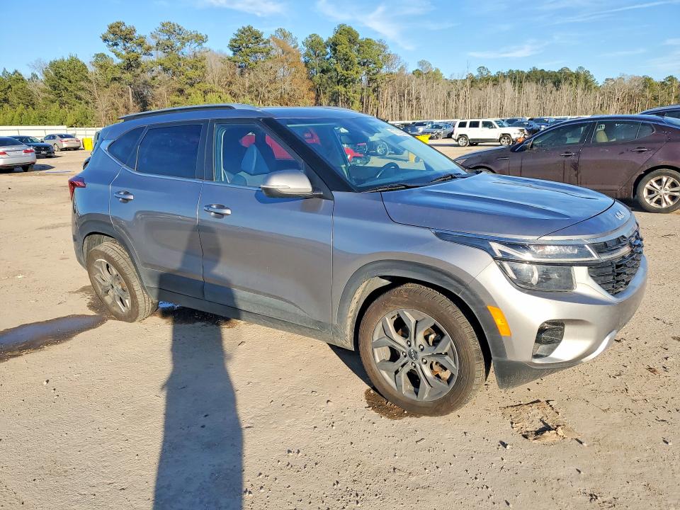 2024 Kia Seltos VIN KNDEU2AA4R7498379 COPART salvage auction — REAR END, Sc - Cert Of Title-Salvage, sold $4,250 on 2026-07-06 (photo 4)